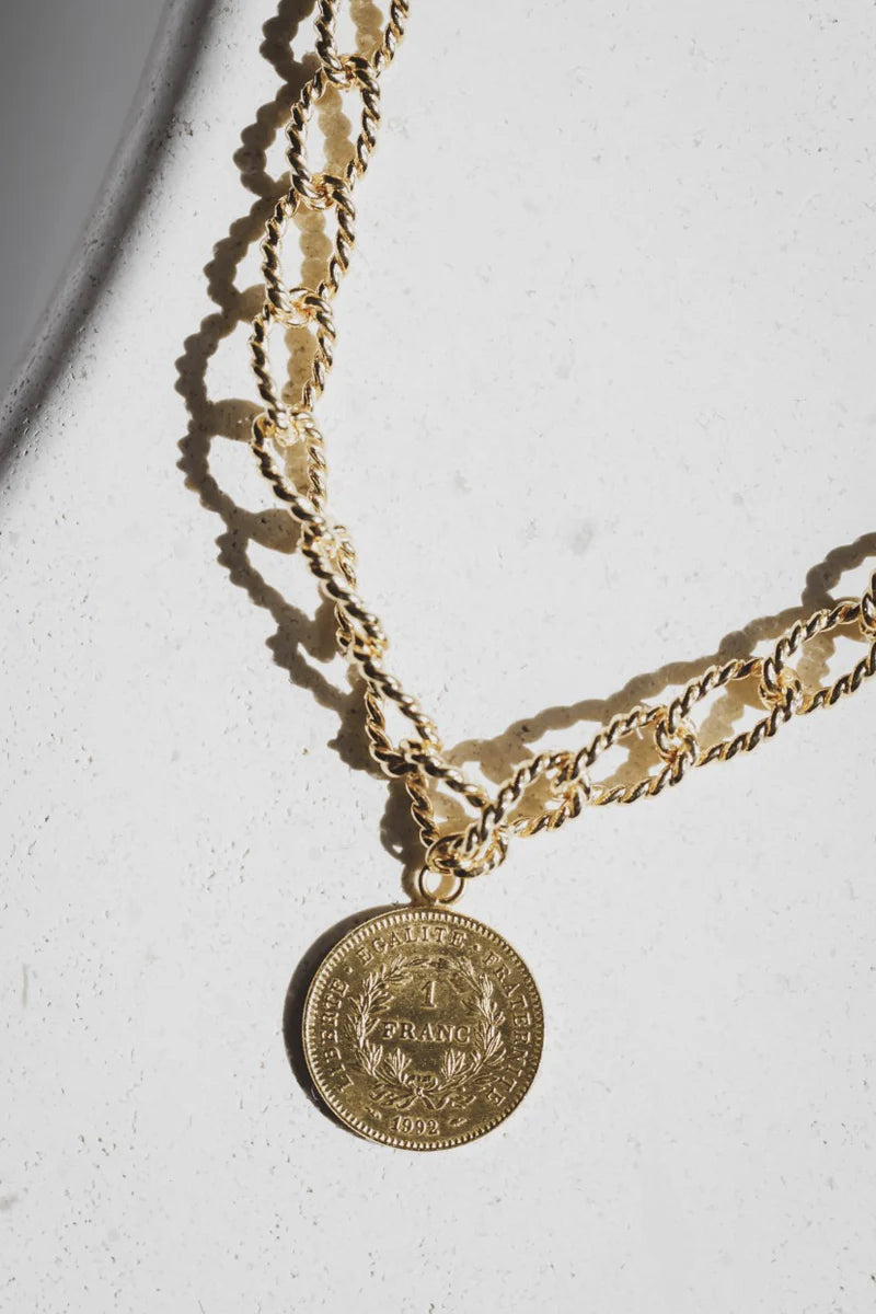 Le Sou Français - Collier - Le Versaillais