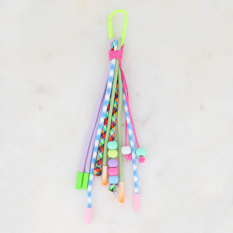 Porte-clé cordes tressées colorées & perles