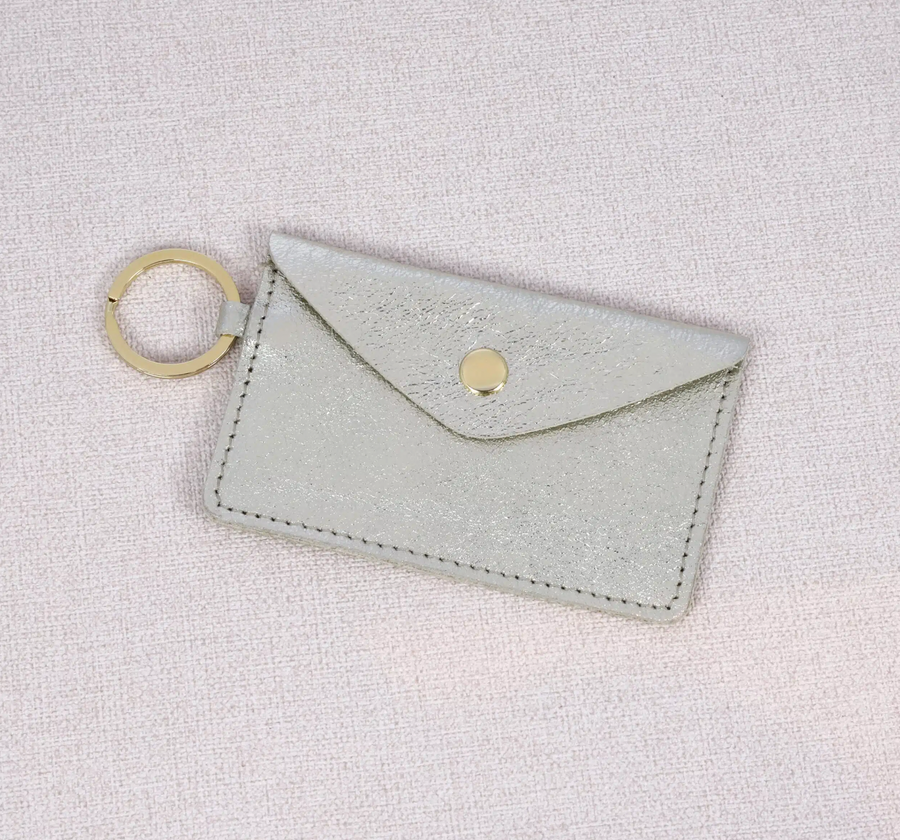 LES CLEIAS Porte-carte Enveloppe en cuir