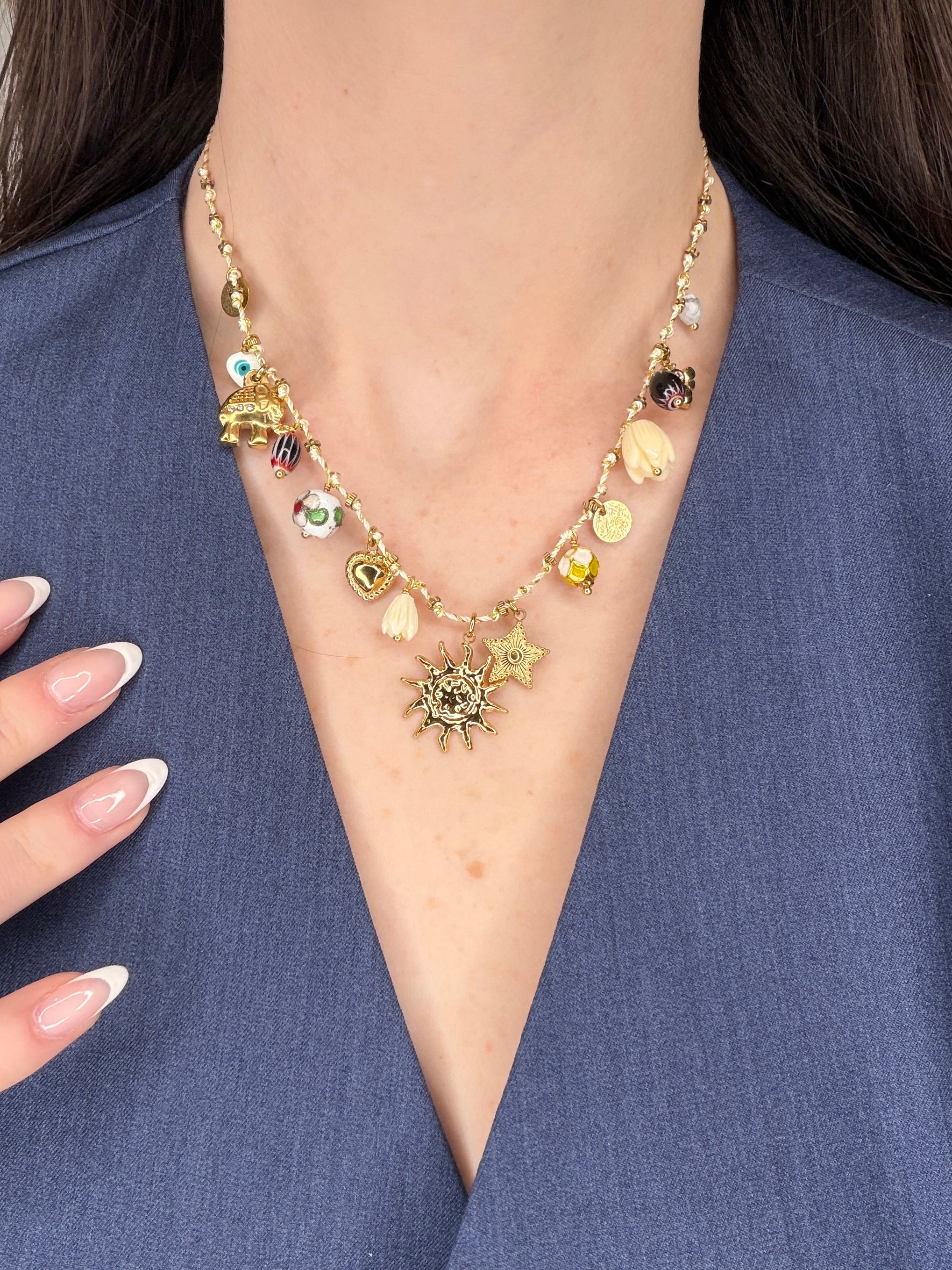 Collier breloques multicolore doré