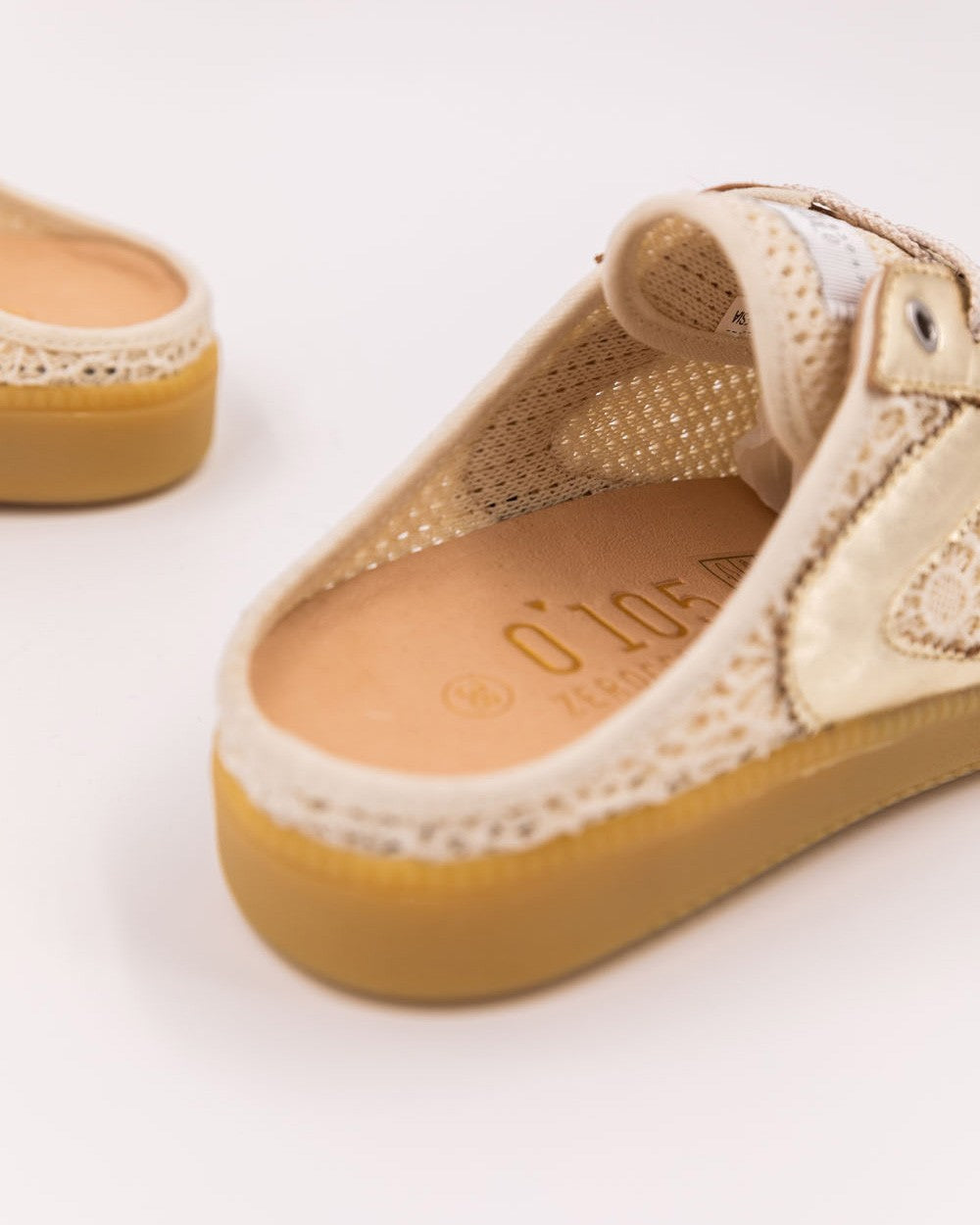 0'105 - NOVA MULE RAFIA