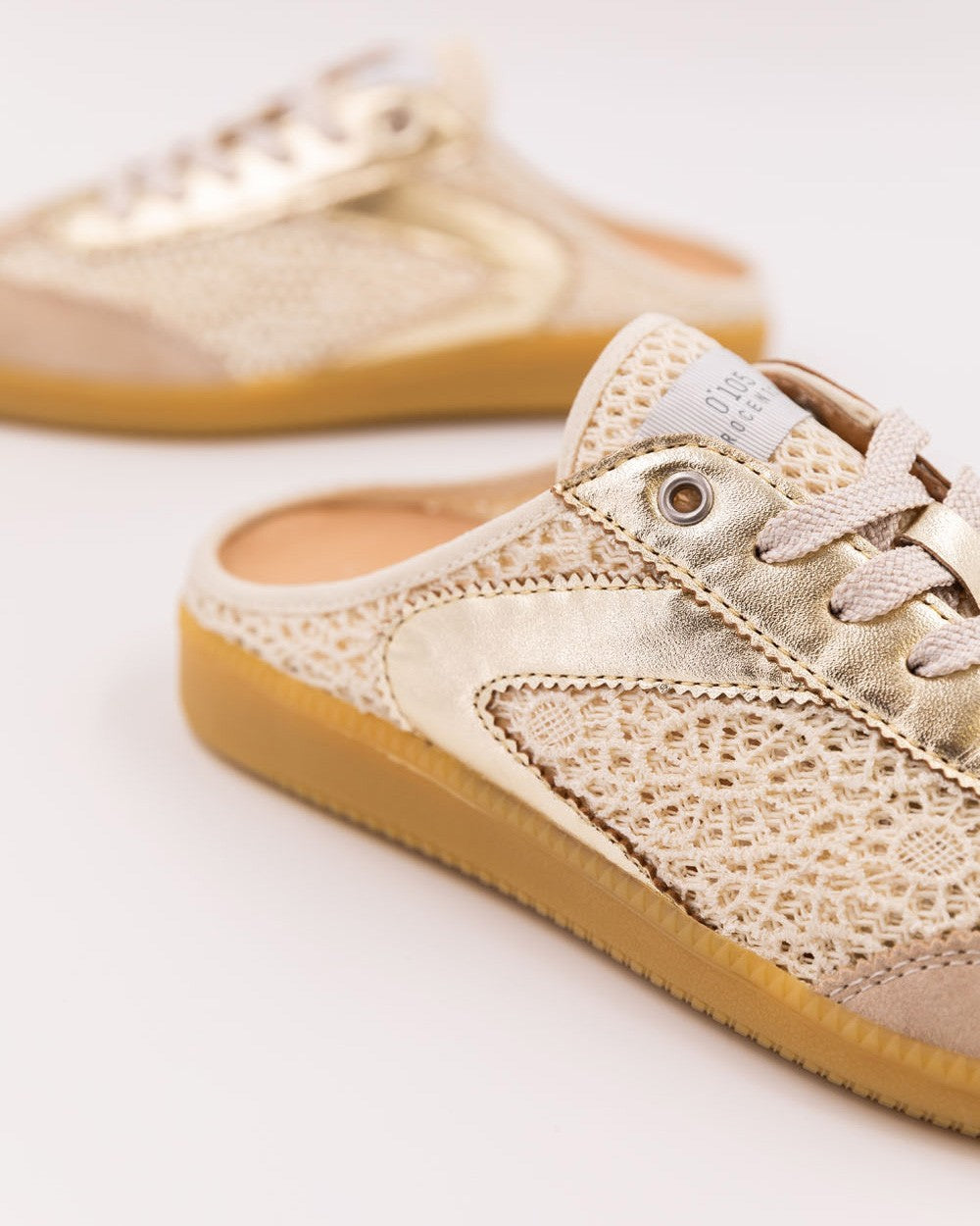0'105 - NOVA MULE RAFIA
