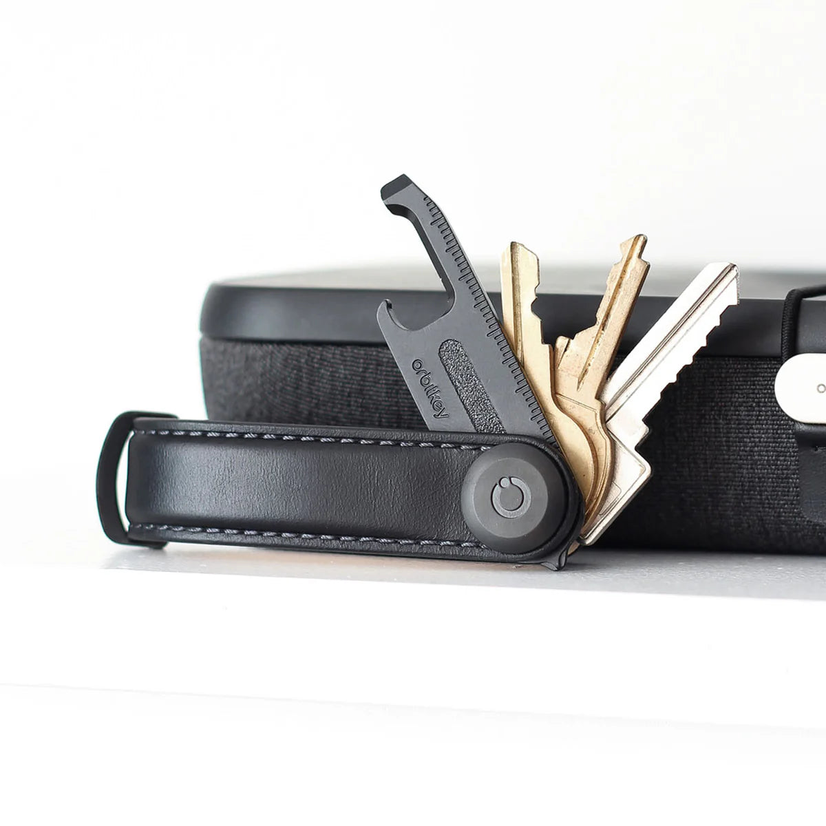 Key Organizer Classic Leather Black