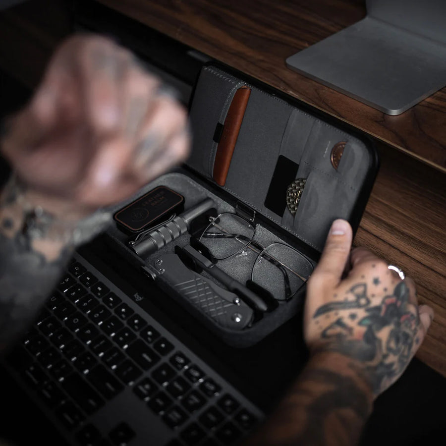 Orbitkey - Nest  : Organisateur de Bureau Portable avec Chargeur Sans Fil