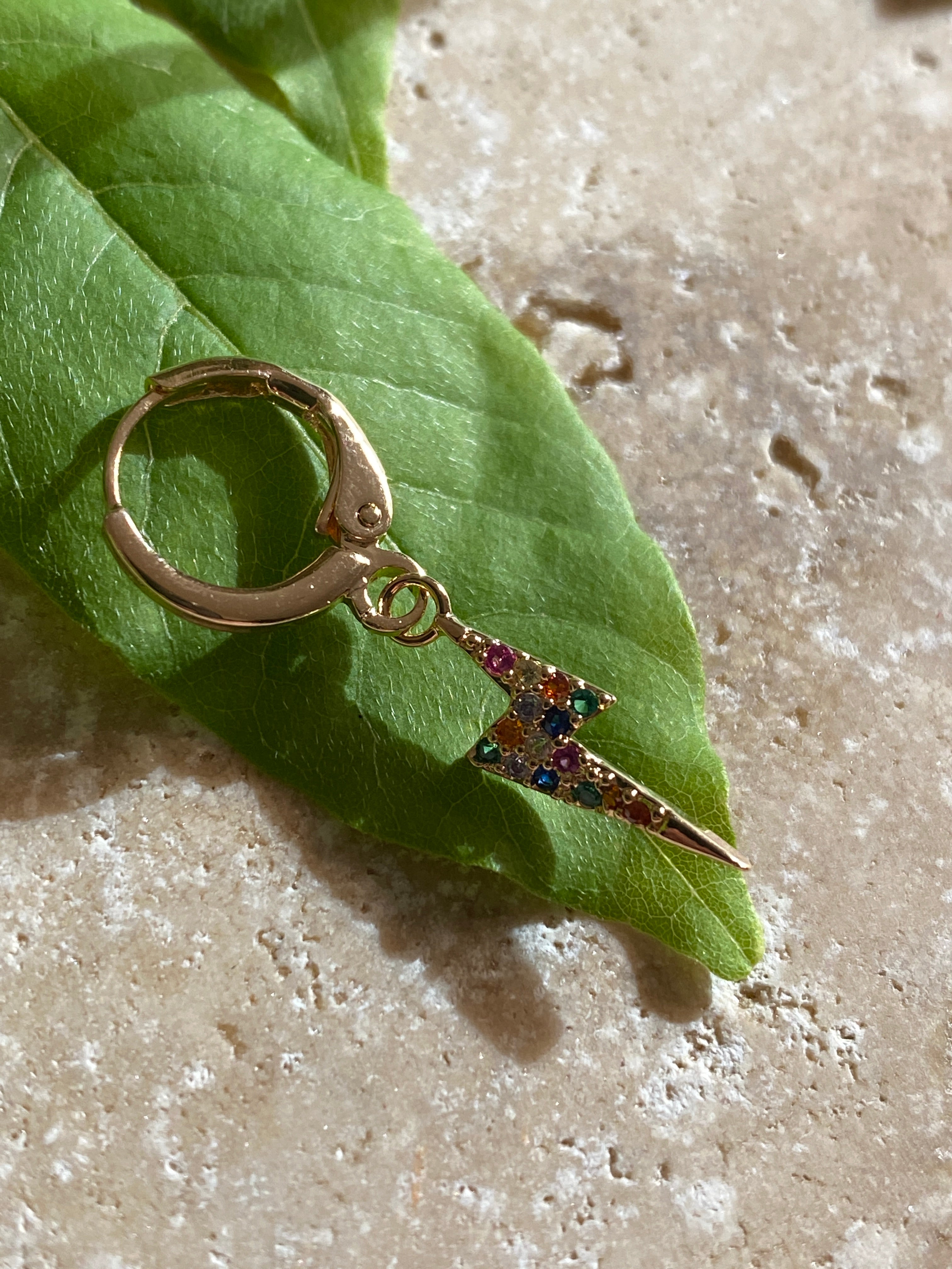 Mini créole Eclair strass - gold filed - vendue à l'unité